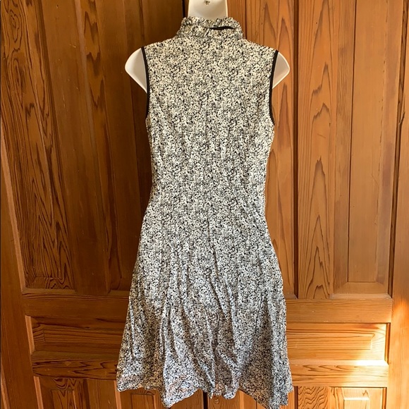 Tristan Floral Print Sleeveless Midi Sundress - Picture 4 of 10